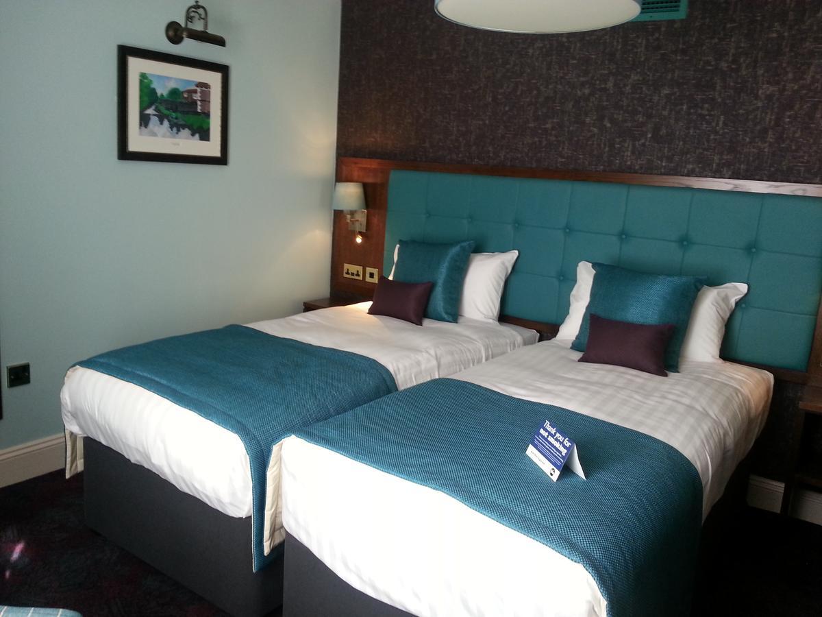 The Queen'S Head Wetherspoon Hotell Tavistock  Eksteriør bilde