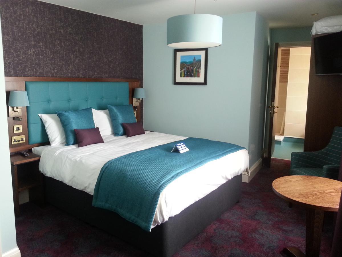 The Queen'S Head Wetherspoon Hotell Tavistock  Eksteriør bilde