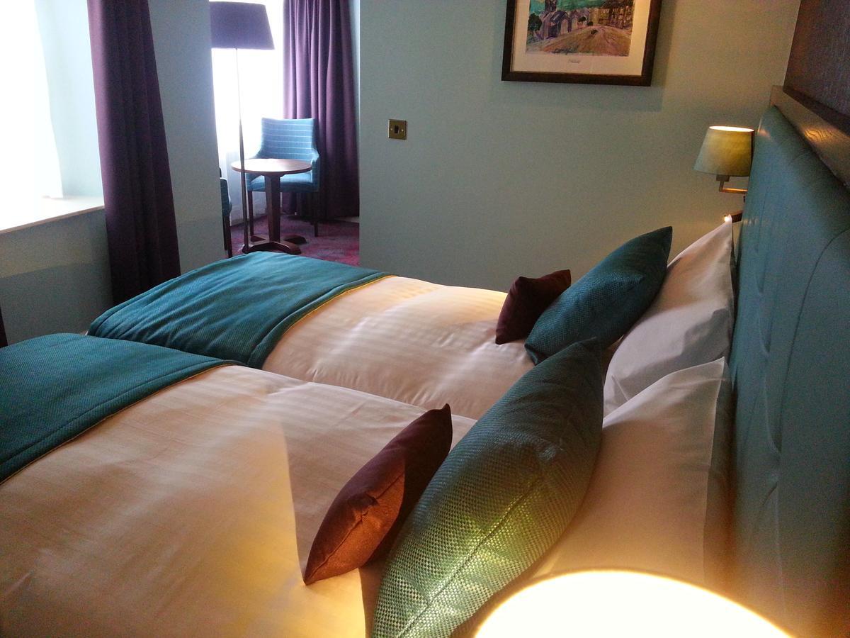 The Queen'S Head Wetherspoon Hotell Tavistock  Eksteriør bilde